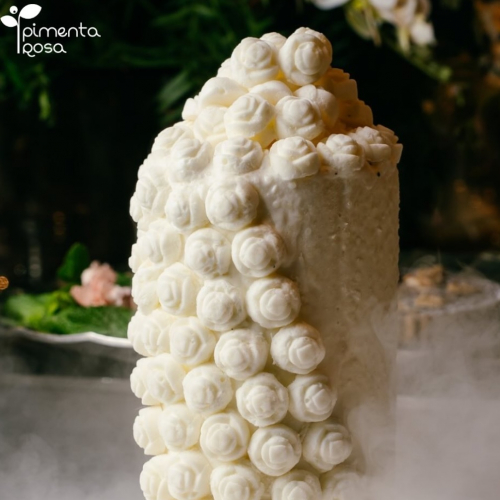 TORRE DE SORVETE POR PIMENTA ROSA GASTRONOMIA