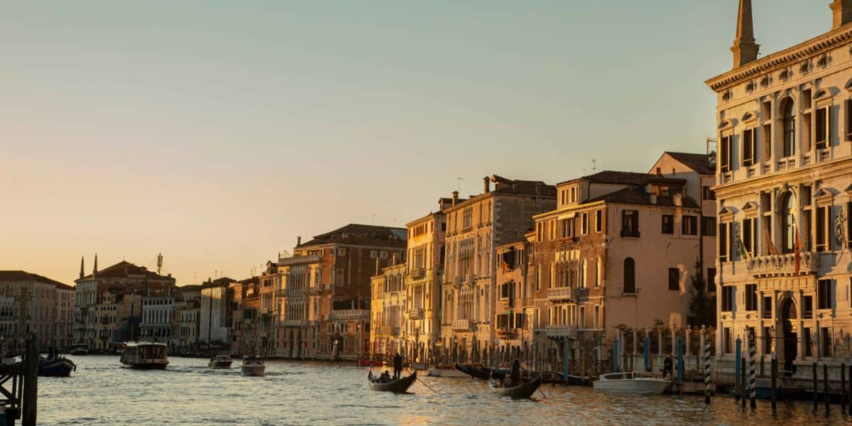 Palazzo-Papadopoli-–-Aman-Venice