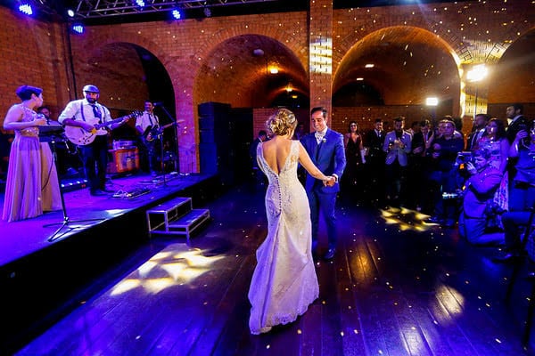 Brasi%C3%ADlia-casamento-ao-ar-livre-cas