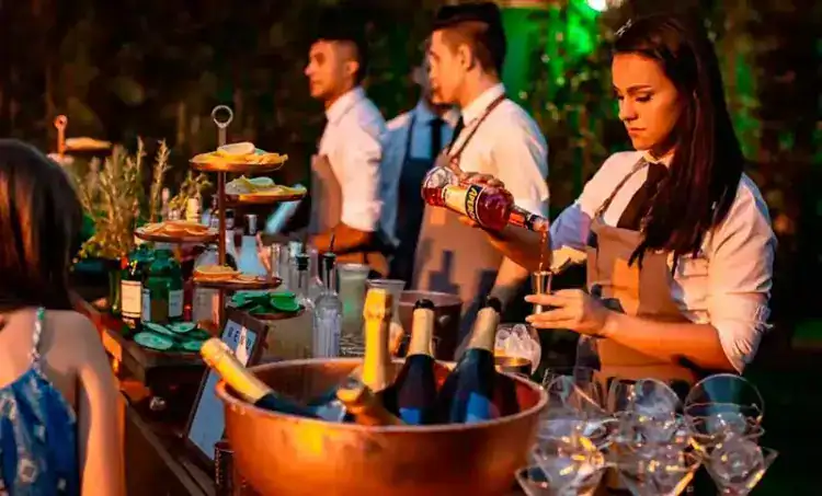 bar de casamento bartender